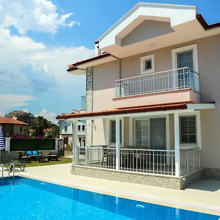 Kaan Willa *